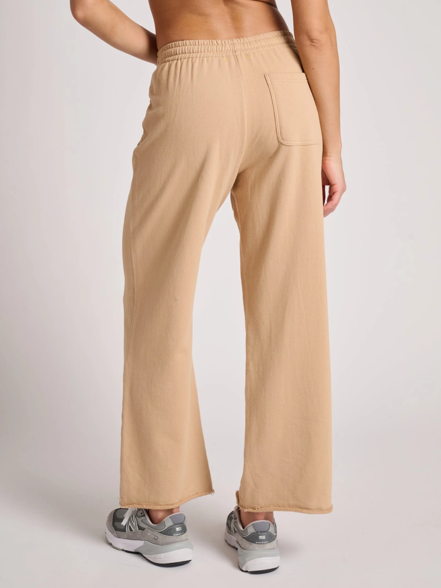 Weekend Sweatpant 6 Weekend Sweatpant - Image 4