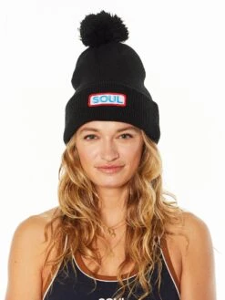 Pom Pom Rib Beanie