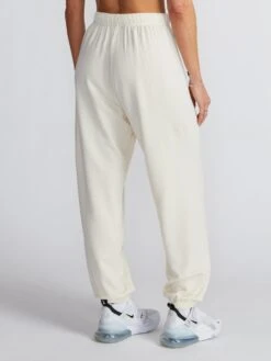 Andie Oversized Sweatpant -Neka Clothing SW25658238.3