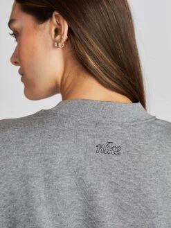 Nike Graphic Crewneck -Neka Clothing SW36353166.3