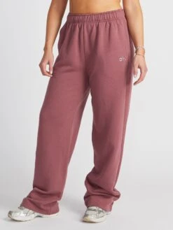 Accolade Straight Leg Sweatpant