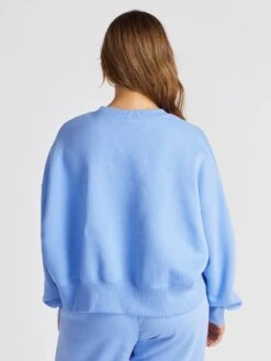 Nike Over-Oversized Crew-Neck Sweatshirt 10 Nike Over-Oversized Crew-Neck Sweatshirt -Neka Clothing SW68166714.4