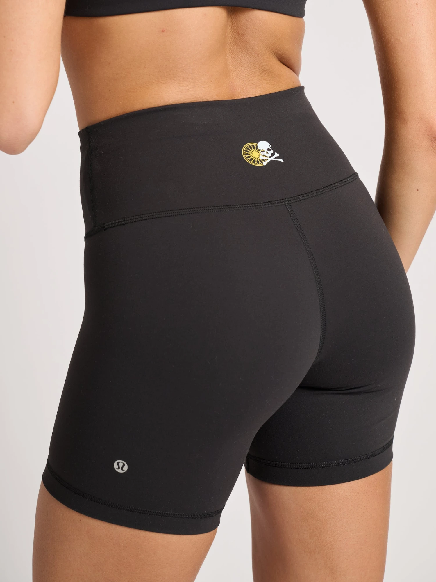 Lululemon Wunder Train HR Short 6" 4 Lululemon Wunder Train HR Short 6" - Image 2