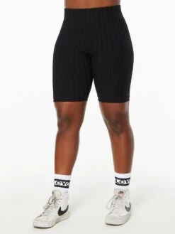 GOOD AMERICAN Wide Rib Biker Short Black