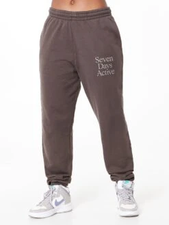 7 Days Active Monday Sweatpant Mulch Brown